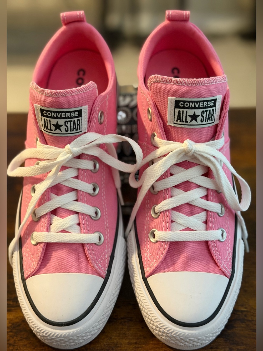 Converse Chuck Taylor All Star Pink Low-Top Sneakers - (NWOT, Size 9)